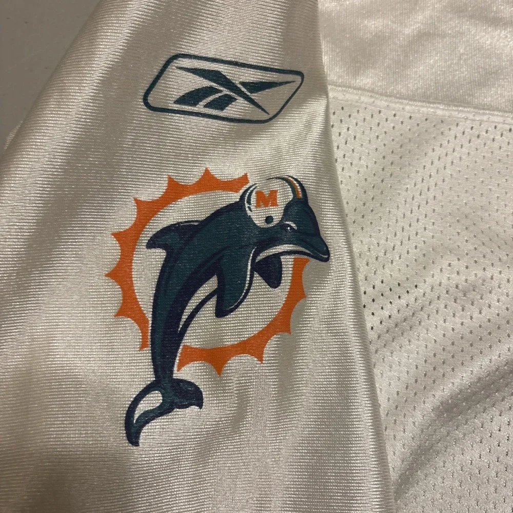 Vintage Y2K Miami Dolphins Jason Taylor #99 Reebok NFL White Jersey Men's 2XL